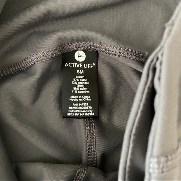 Active Life Capri Tights - Picture 4 of 4